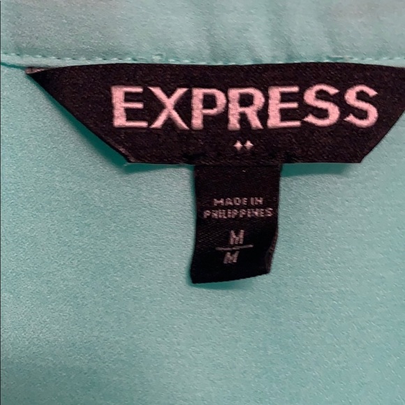Express Y-neck and 3/4 sleeve top size medium - Picture 4 of 7